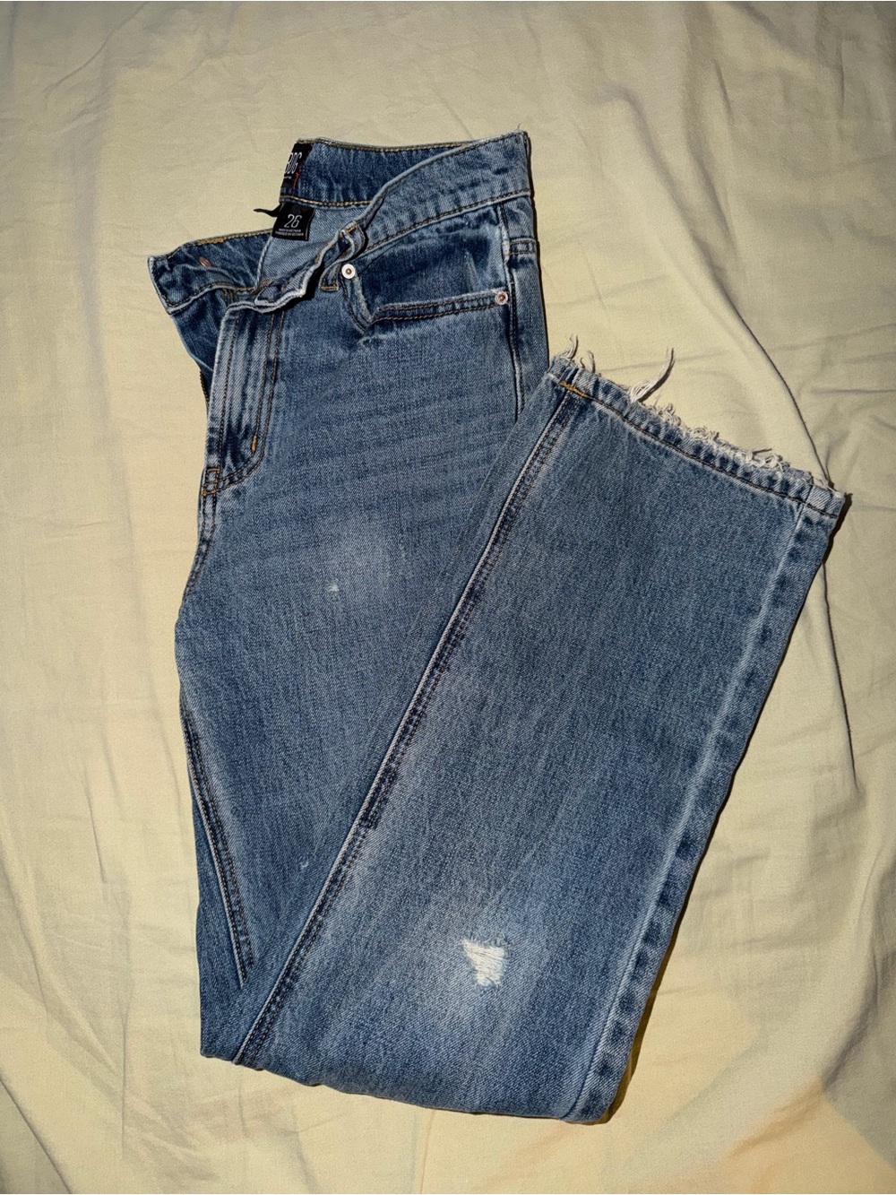 Urban Outfitters Women's Blue Straight-Leg Jeans - Frayed Hem